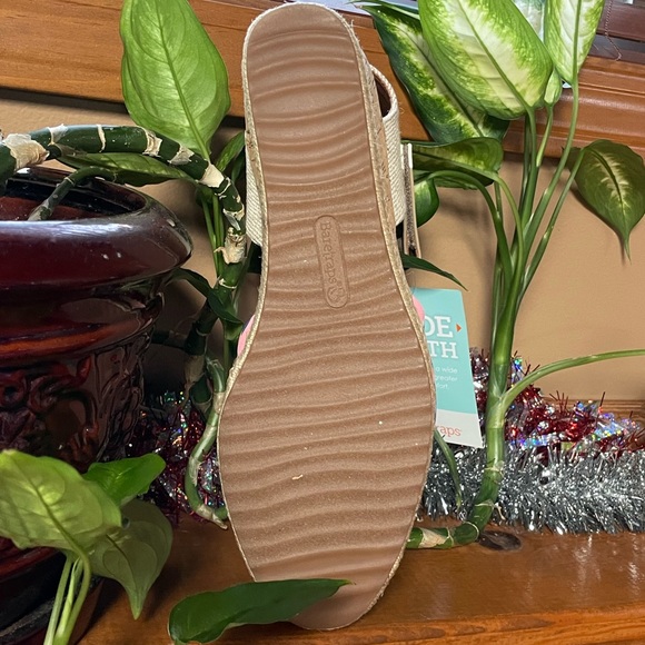 BARETRAPS OCEAN CORK ANKLE STRAP ESPADRILLES CORAL MULTI. SIZE 11W. NEW IN BOX. - Picture 4 of 11
